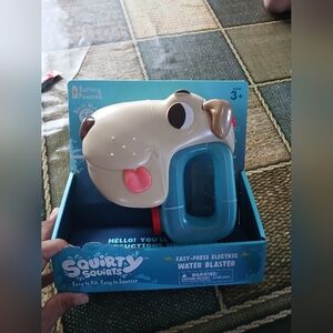 Dog Water Blaster - Cream and Blue